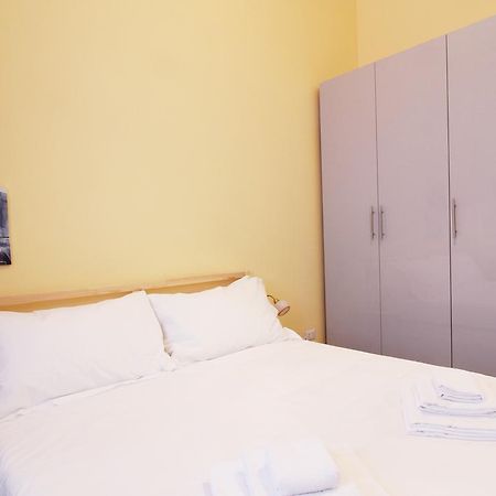 Italianway-San Pietro all'Orto Milano Esterno foto